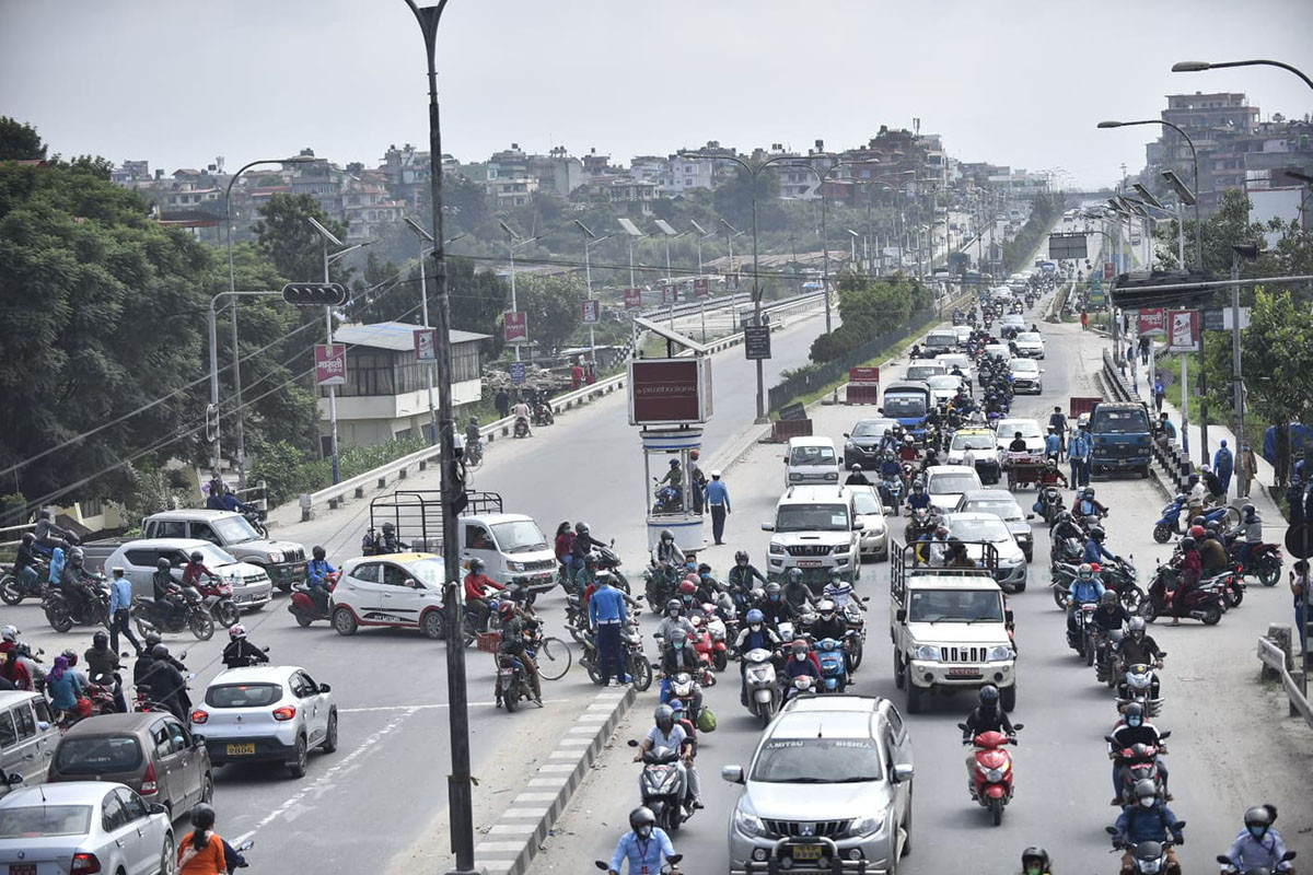 https://www.setopati.com/uploads/shares/2020/sujita/khukulo vehicle/vehicle khukulo (1).jpg